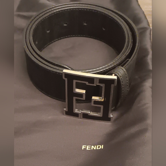 FENDI elegant Black Belt